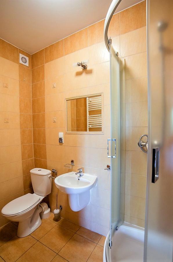 Ubytování v soukromí Pokoje Goscinne Pod Sosnami *
